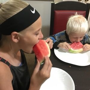 Meet your Posher, Macy